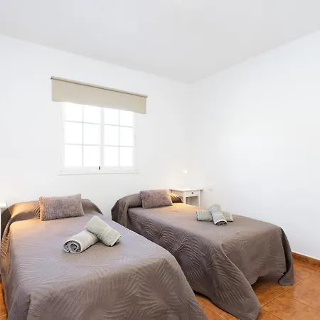 Ek Casa Adriana Arico Holiday home *
