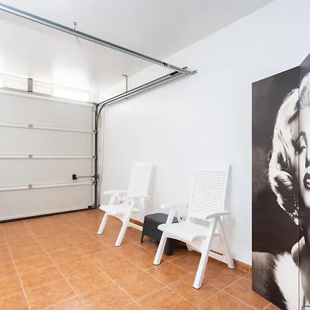 Holiday home Ek Casa Adriana Arico