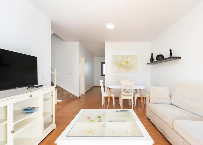 Ek Casa Adriana Arico